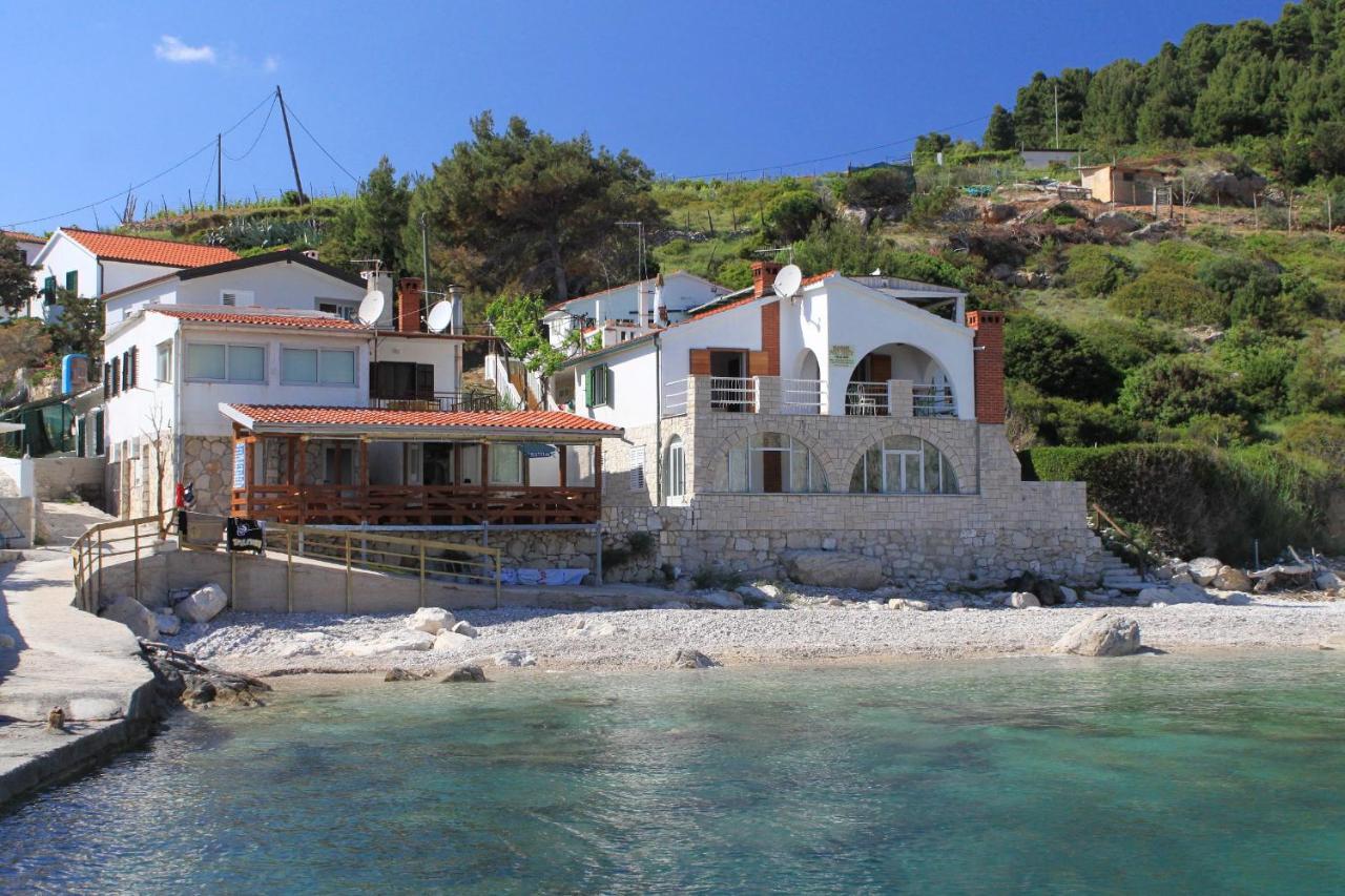 Apartments And Rooms By The Sea Cove Zarace - Dubovica, Hvar - 8781 Zarace