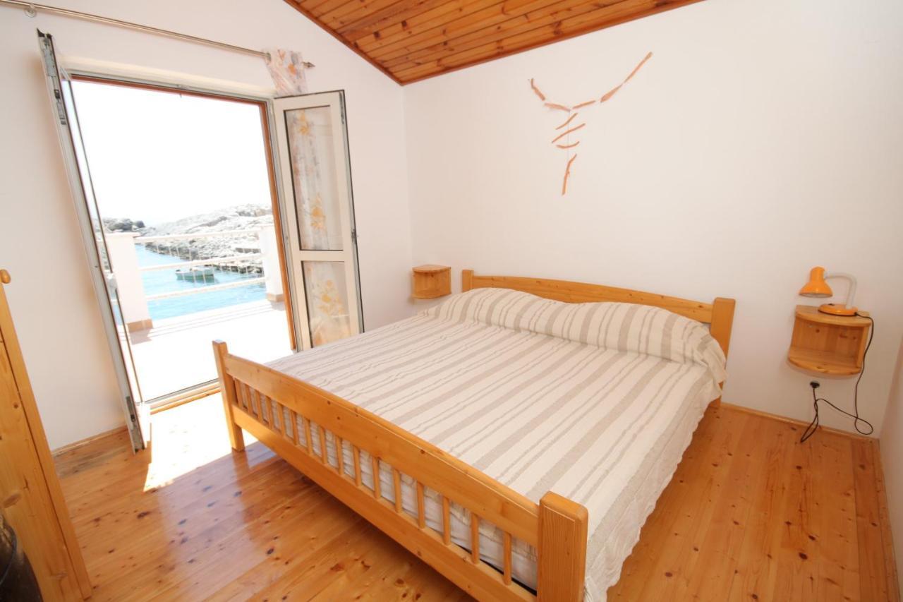 Apartments And Rooms By The Sea Cove Zarace - Dubovica, Hvar - 8781 3* Zarace