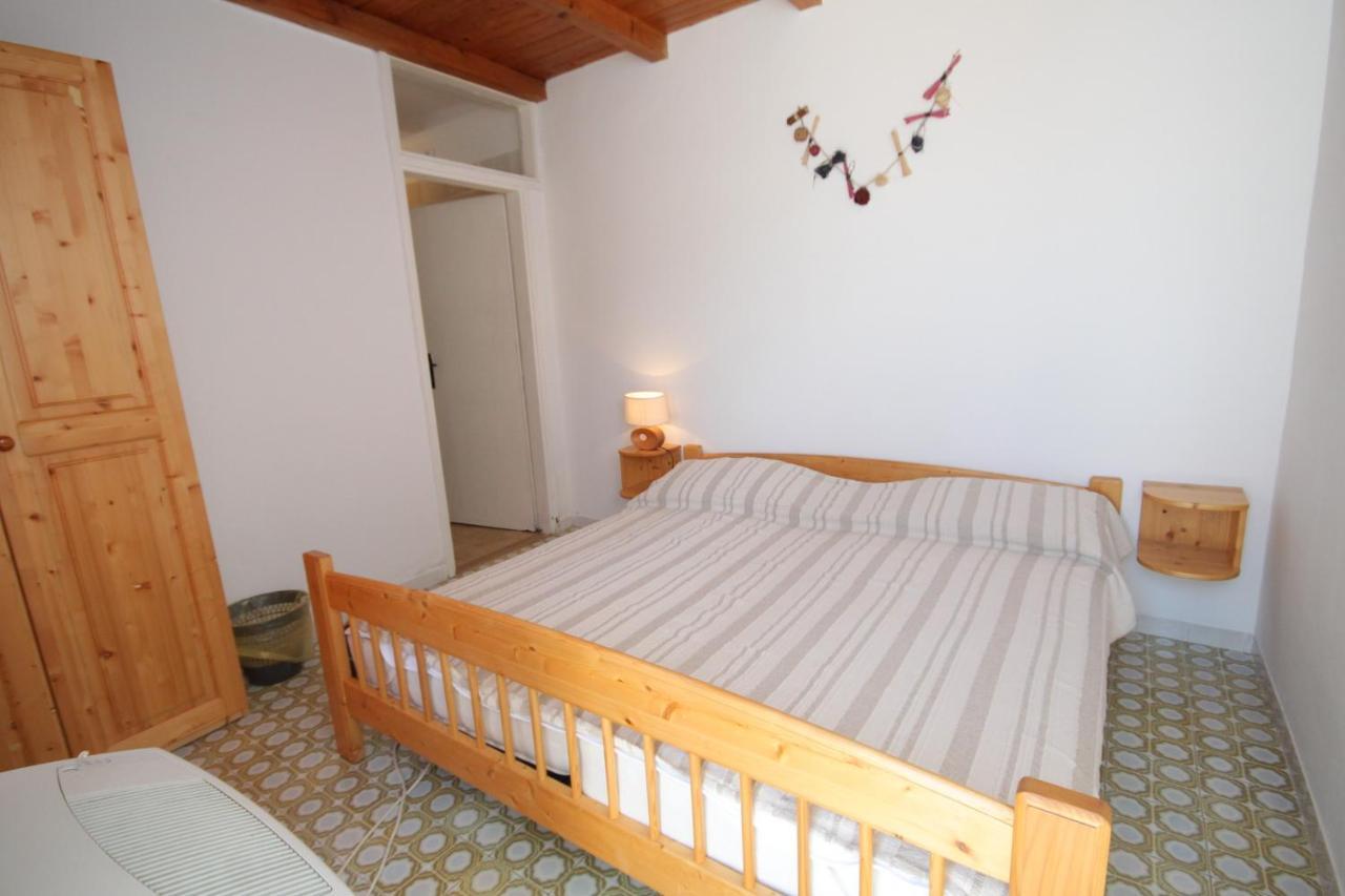 Apartments And Rooms By The Sea Cove Zarace - Dubovica, Hvar - 8781